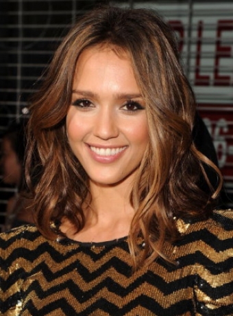 Jessica Alba Hairstyles Medium. jessica alba hairstyles curly.